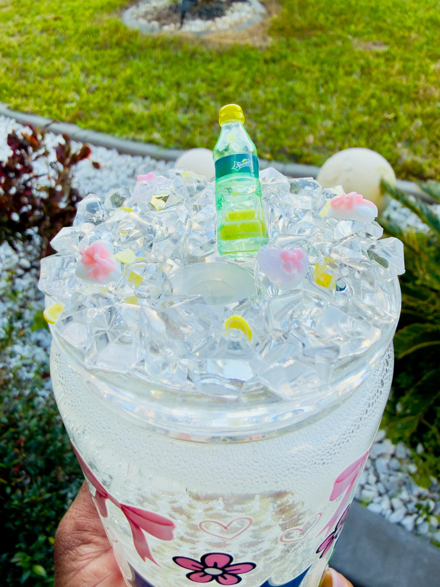 Lemon Lime Soda Snowglobe Cup – 16oz Glass Tumbler