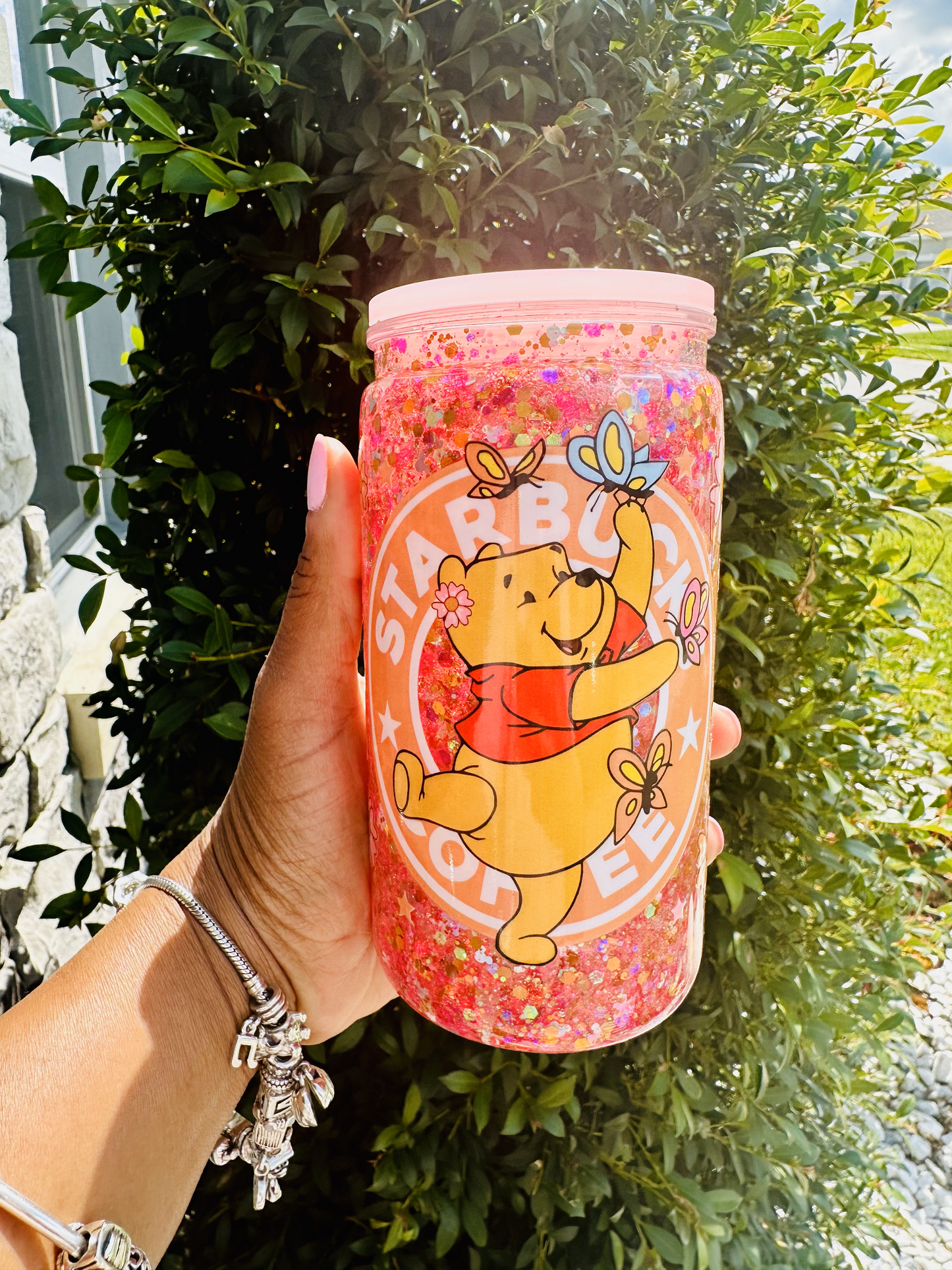 Winnie-the-Pooh 16oz Acrylic Glitter Snow Globe