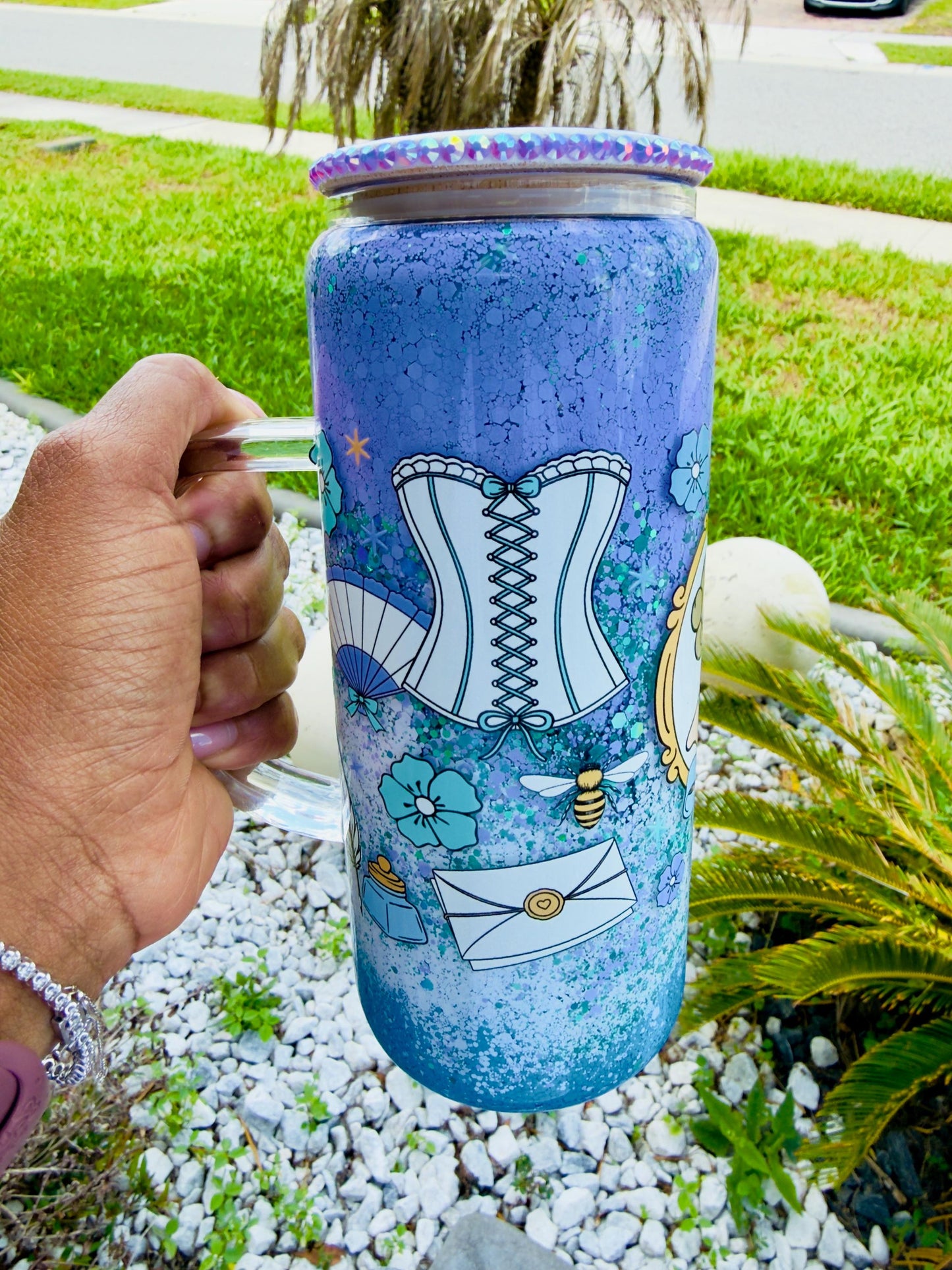 Vintage Cameo Glitter Glass Can Tumbler – Blue Purple Floral Bow Design